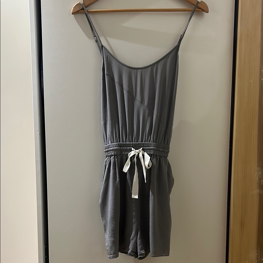 Aritzia 100% Silk Grey Sleeveless Romper